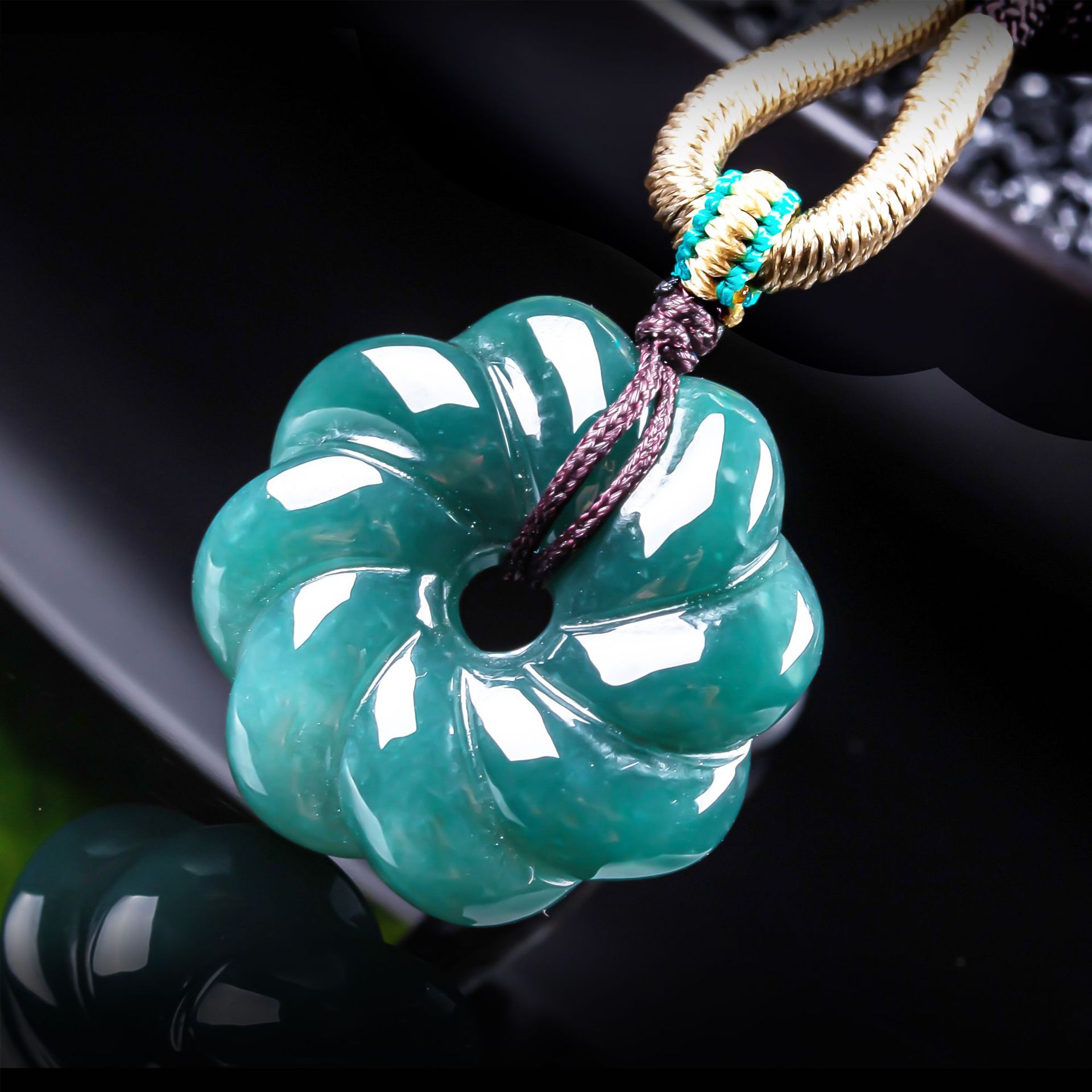Natural Burmese Jadeite Flower - Cocktail Shaker Set 评论和价格